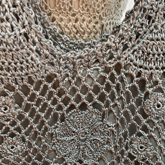 Cache top with matching purse - Picture 11 of 13